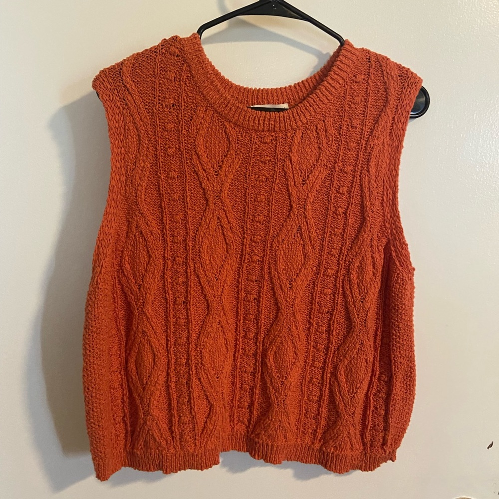 Sweater Vest